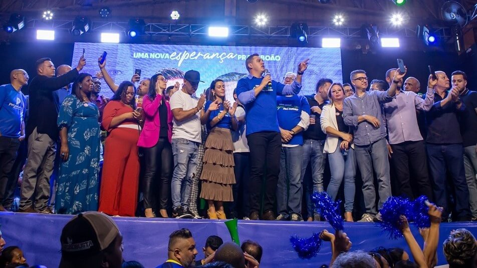 Engenheiro Daniel, prefeito eleito de Taboão da Serra (SP), discursa durante o lançamento de sua campanha. Foto: Reprodução (Facebook).